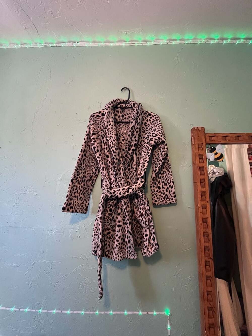 Victoria's Secret Leopard Fleece Robe Size XS/S